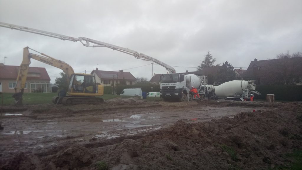 Bourgogne Bâtir fondations Démarrage chantier à Oslon Bourgogne Bâtir Chalon sur Saône constructeur de maison individuelle en Saône et Loire